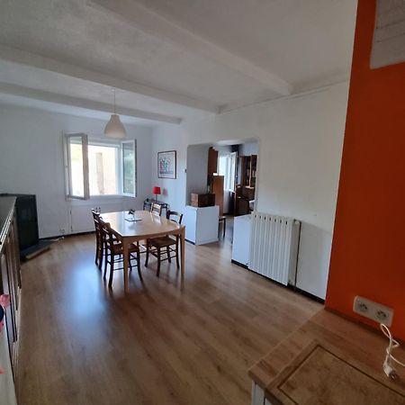 Gite Rue Tranquille Padern Bagian luar foto